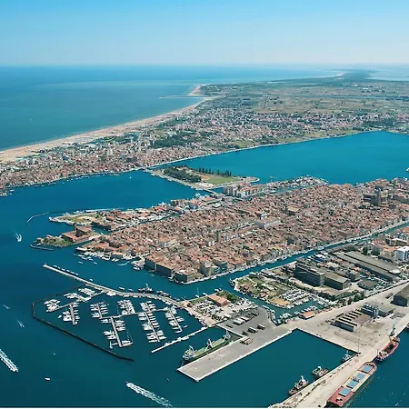 Botel Rendez Vous Fantasia